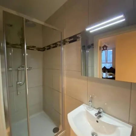 Apartment Lovely 1 Bedroom In 1 *